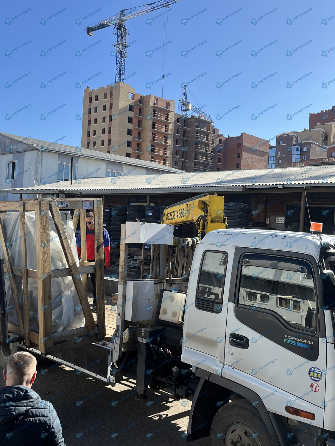 Отгрузка винтового компрессора Zammer SKTG5,5-10-270 в г. Красноярск