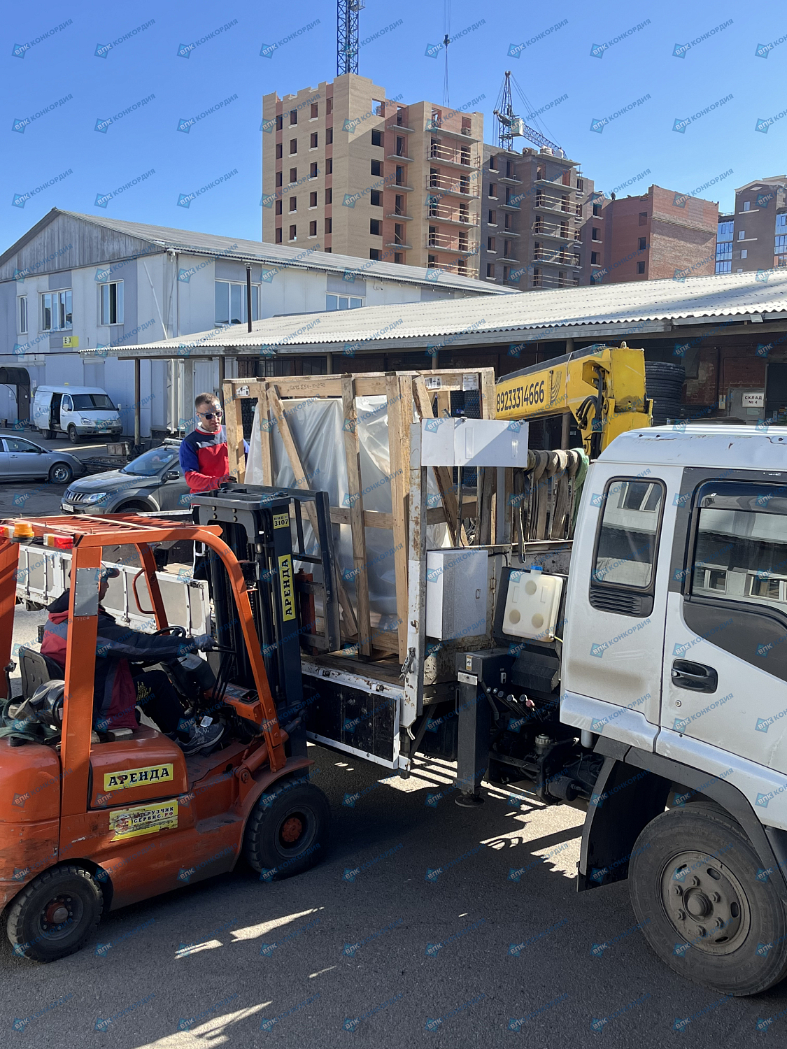 Отгрузка винтового компрессора Zammer SKTG5,5-10-270 в г. Красноярск