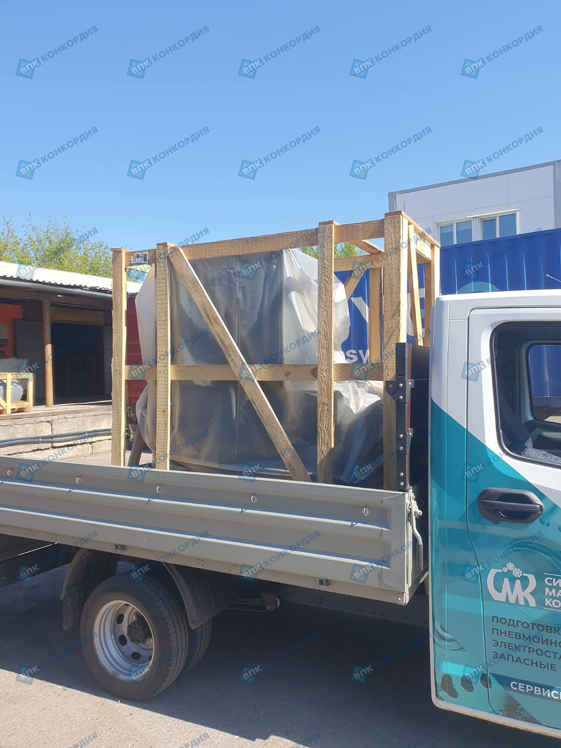 Отгрузка винтового компрессора Zammer SKTG11-8-500 в г. Красноярск